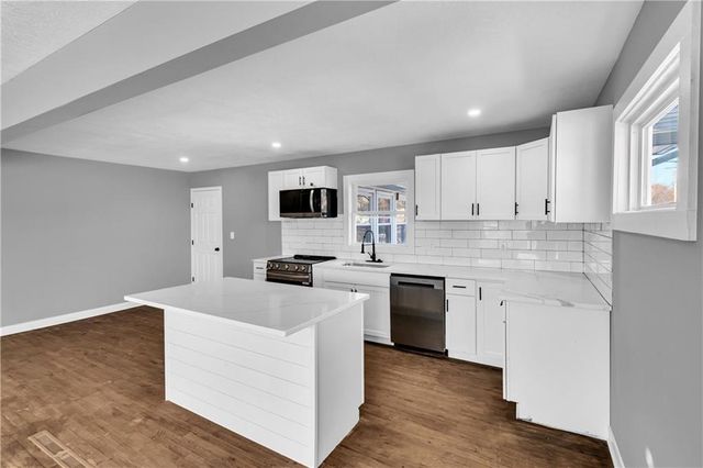 124 N Arlington Avenue, Independence, MO 64053