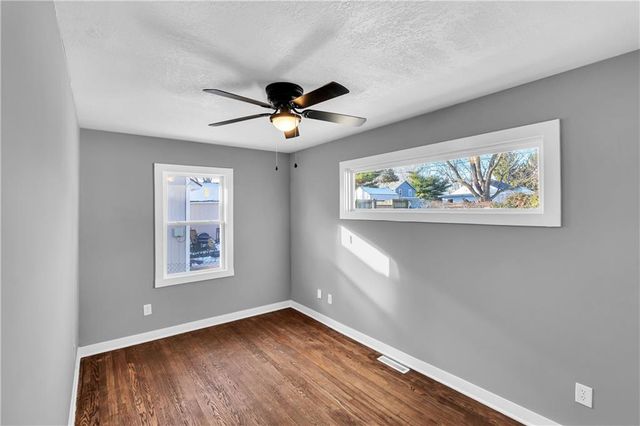 124 N Arlington Avenue, Independence, MO 64053