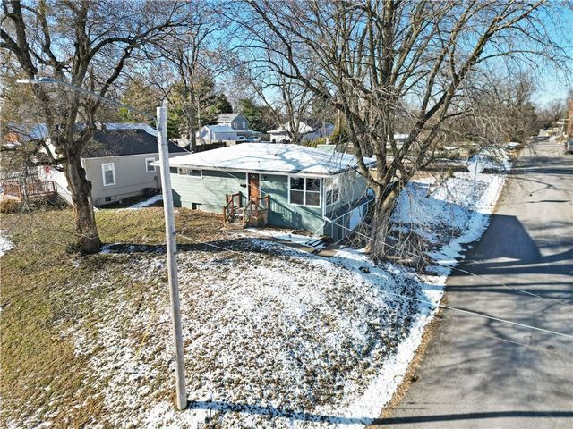 124 N Arlington Avenue, Independence, MO 64053