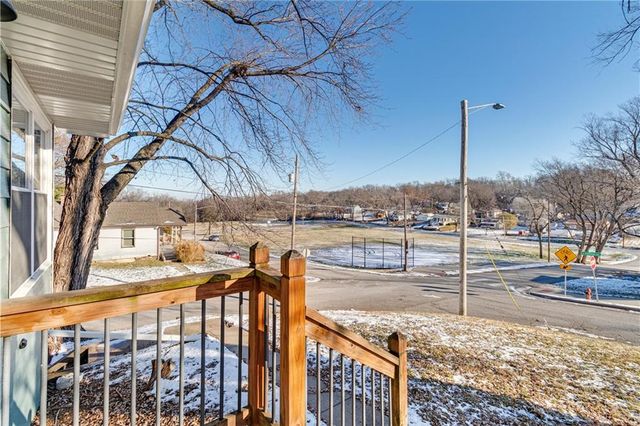 124 N Arlington Avenue, Independence, MO 64053