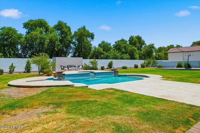 5827 S MARIN Court, Gilbert, AZ 85298