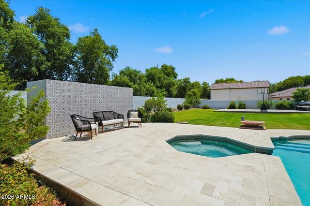 5827 S MARIN Court, Gilbert, AZ 85298