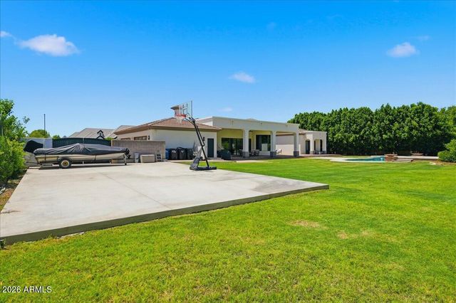 5827 S MARIN Court, Gilbert, AZ 85298