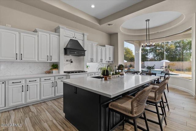 5827 S MARIN Court, Gilbert, AZ 85298