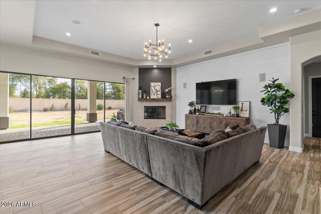 5827 S MARIN Court, Gilbert, AZ 85298
