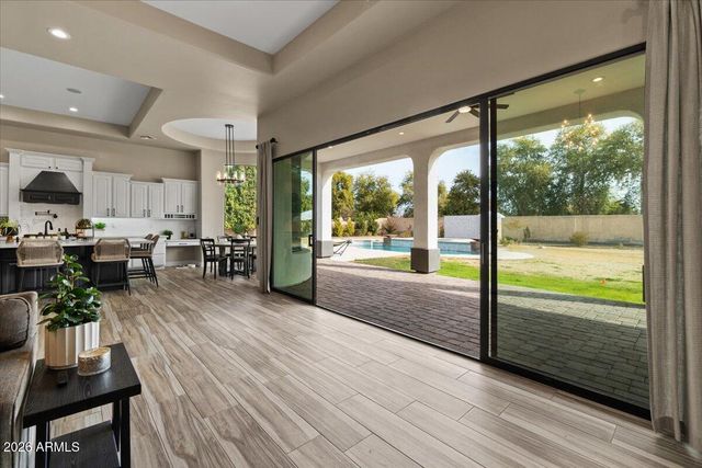5827 S MARIN Court, Gilbert, AZ 85298