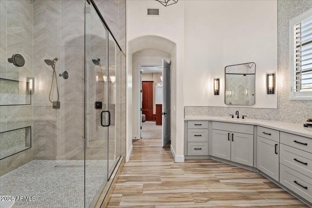 5827 S MARIN Court, Gilbert, AZ 85298