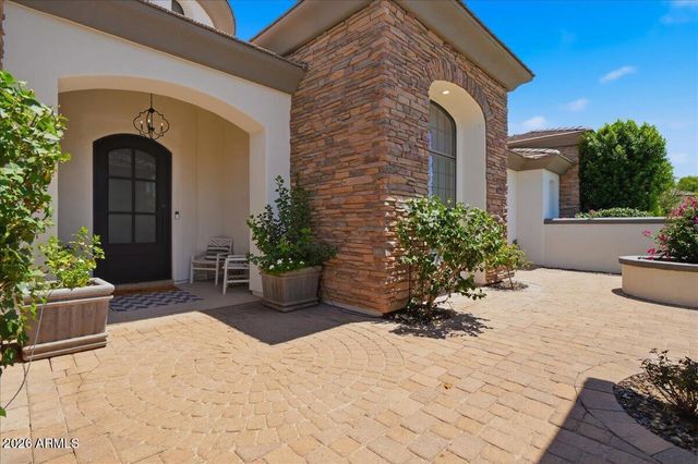 5827 S MARIN Court, Gilbert, AZ 85298