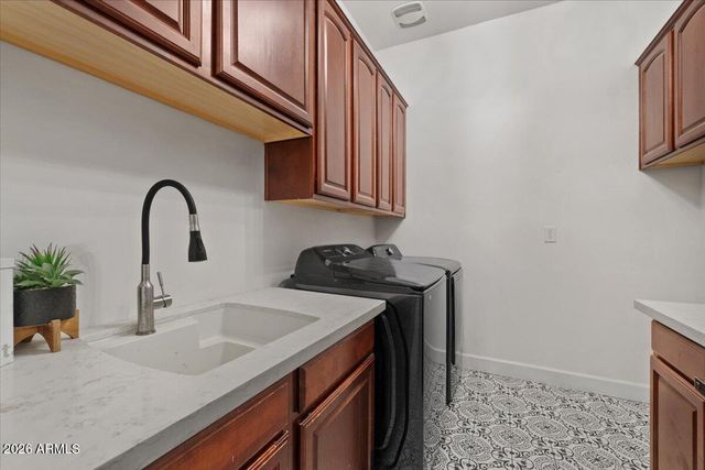 5827 S MARIN Court, Gilbert, AZ 85298