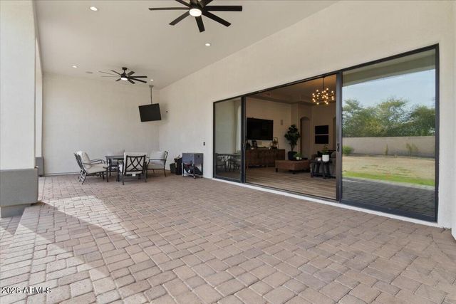 5827 S MARIN Court, Gilbert, AZ 85298