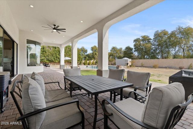 5827 S MARIN Court, Gilbert, AZ 85298