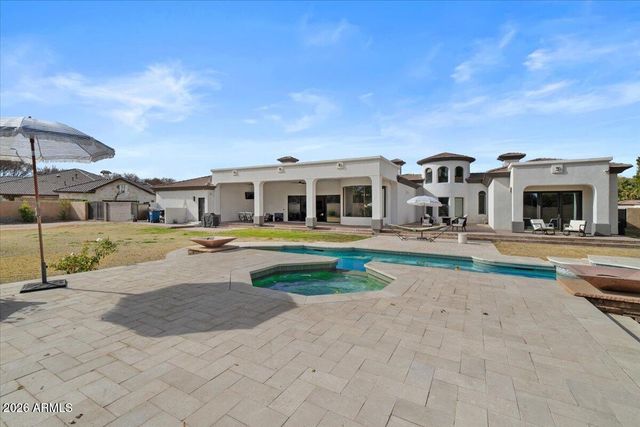 5827 S MARIN Court, Gilbert, AZ 85298