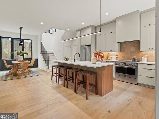 220 Green Street B, Decatur, GA 30030
