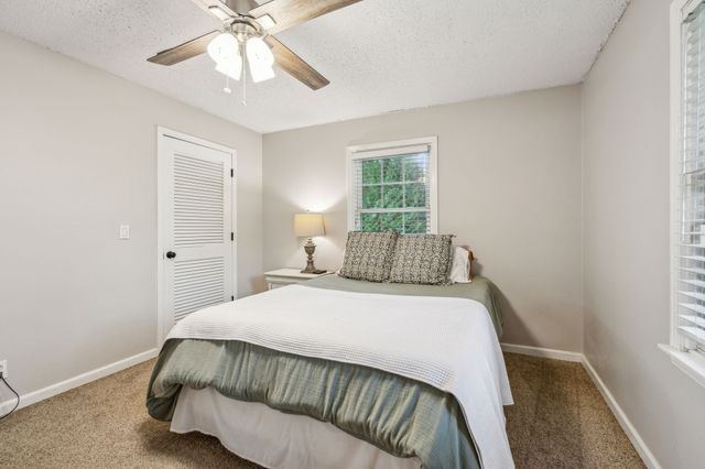 979 S Main St, S, Eagleville, TN 37060