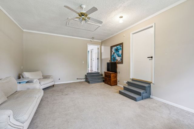 979 S Main St, S, Eagleville, TN 37060