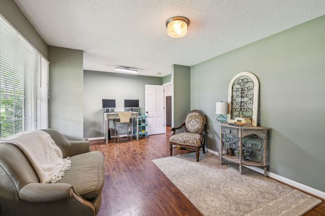 979 S Main St, S, Eagleville, TN 37060