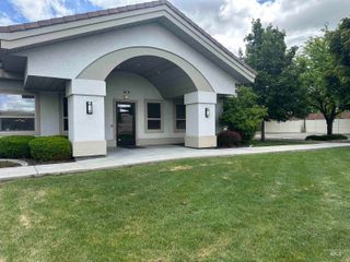 413 N Allumbaugh St. 102, Boise, ID 83704