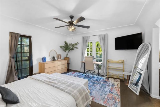 15401 Saticoy Street, Van Nuys, CA 91406