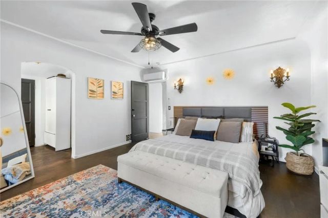 15401 Saticoy Street, Van Nuys, CA 91406