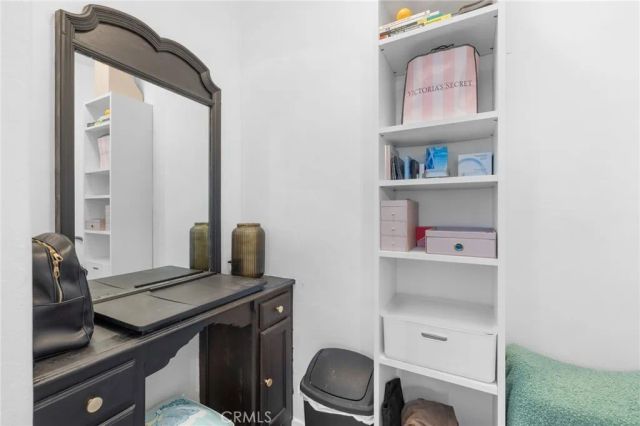 15401 Saticoy Street, Van Nuys, CA 91406