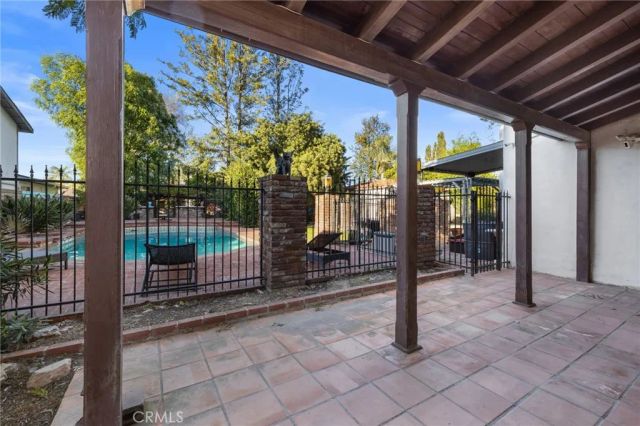 15401 Saticoy Street, Van Nuys, CA 91406