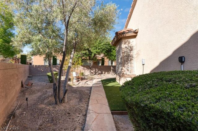 2237 Suffron Hills Court, Henderson, NV 89044