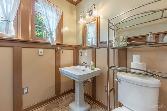 401 The Alameda, Middletown, OH 45044