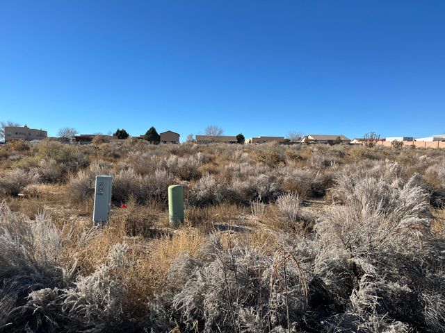 513 8th Street NE, Rio Rancho, NM 87124