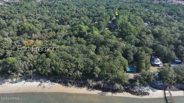 21 Mixon Road, St. Helena Island, SC 29920