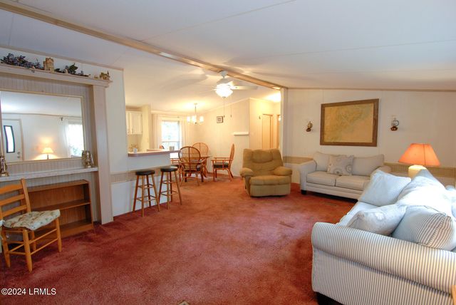 21 Mixon Road, St. Helena Island, SC 29920