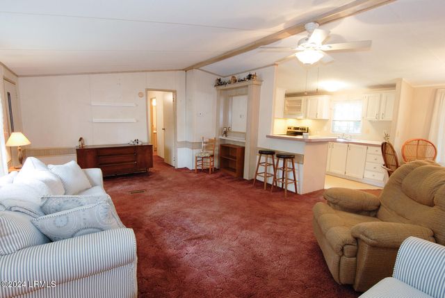 21 Mixon Road, St. Helena Island, SC 29920