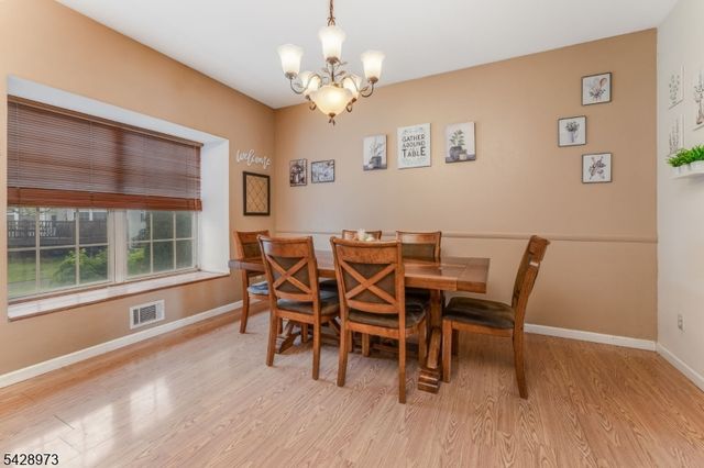 1304 Brian Circle, Greenwich Twp., NJ 08886