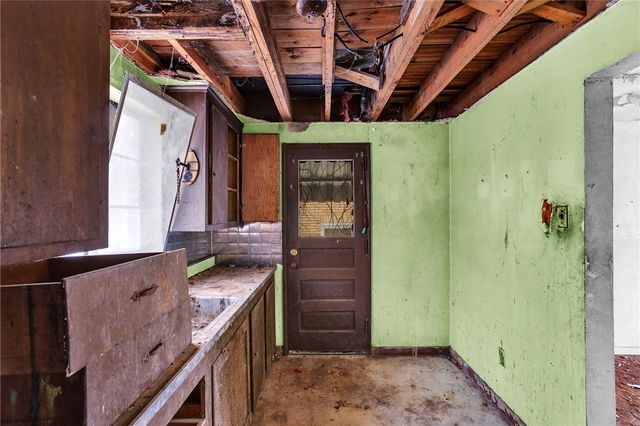 2132 Laketon Rd, Wilkinsburg, PA 15221