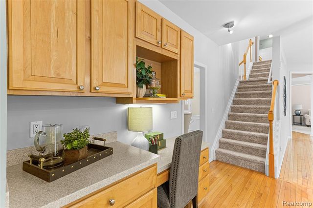 7567 Windgate Circle, West Bloomfield, MI 48323