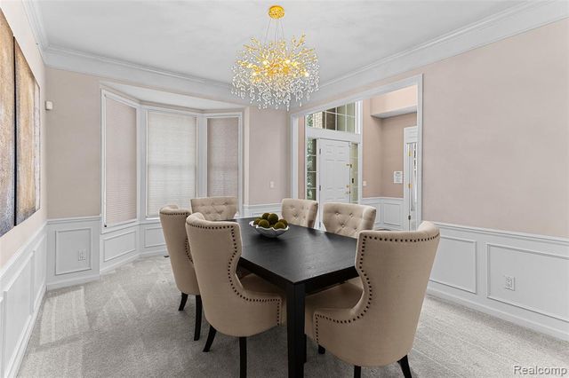 7567 Windgate Circle, West Bloomfield, MI 48323