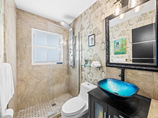 1524 SE 12th St 6, Fort Lauderdale, FL 33316