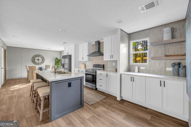 946 Essic Road, Ball Ground, GA 30107