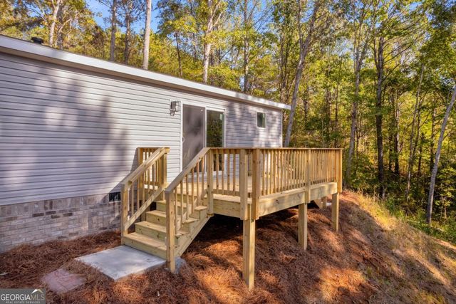 946 Essic Road, Ball Ground, GA 30107