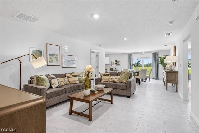 5008 Spinnaker RD, Labelle, FL 33935