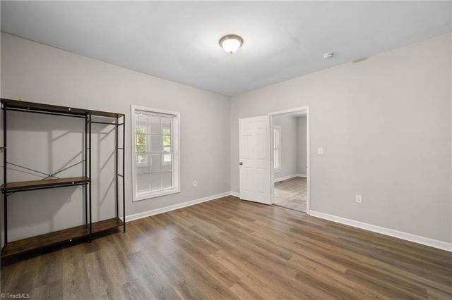 1004 Highland Avenue, Greensboro, NC 27403