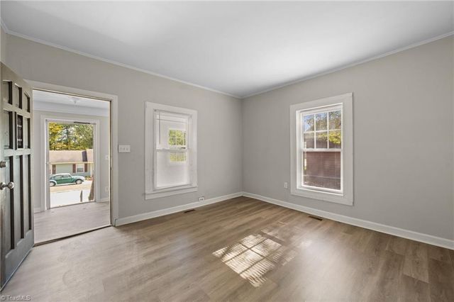 1004 Highland Avenue, Greensboro, NC 27403