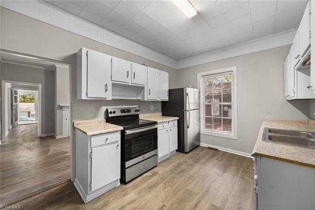 1004 Highland Avenue, Greensboro, NC 27403