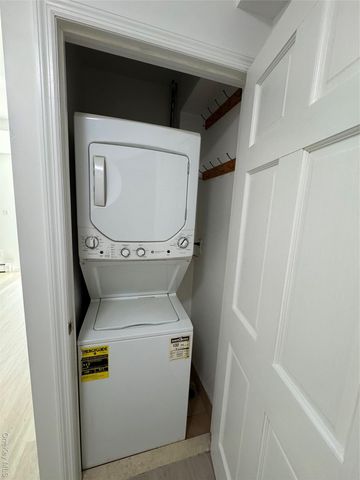 43-18 Robinson Street 7D, Flushing, NY 11355