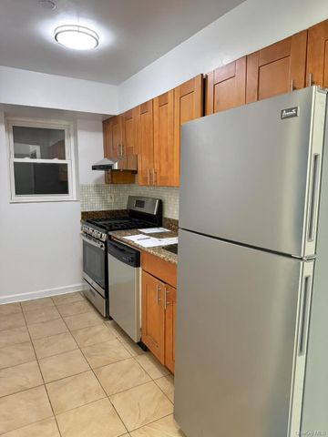 43-18 Robinson Street 7D, Flushing, NY 11355