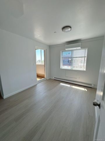 43-18 Robinson Street 7D, Flushing, NY 11355