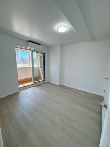 43-18 Robinson Street 7D, Flushing, NY 11355