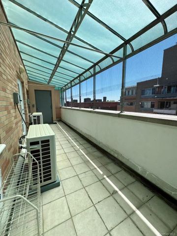 43-18 Robinson Street 7D, Flushing, NY 11355