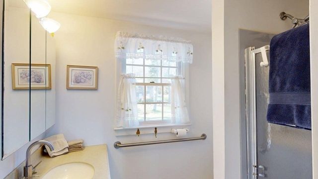 38 Kiahs Way, Sandwich, MA 02537