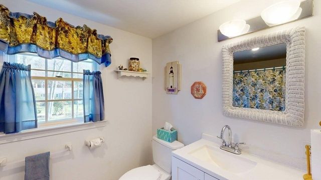 38 Kiahs Way, Sandwich, MA 02537