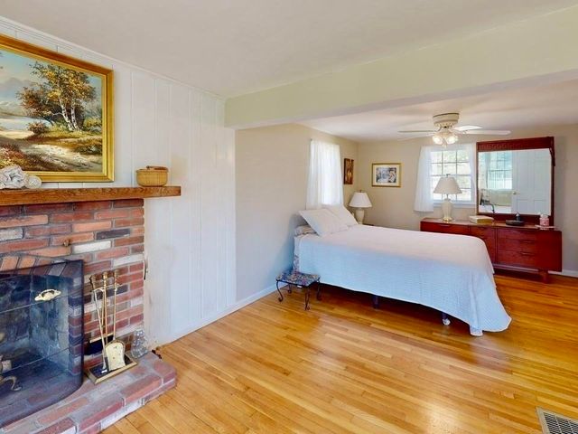 38 Kiahs Way, Sandwich, MA 02537